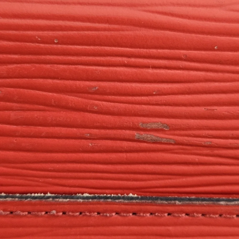 Authentic Louis Vuitton Red Sarah Epi Leather Women's Clutch